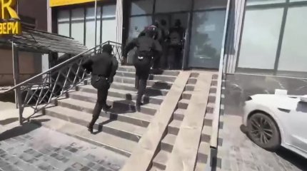 Қылмыстық топ қазақстандықтардың жеке деректерін сатқан