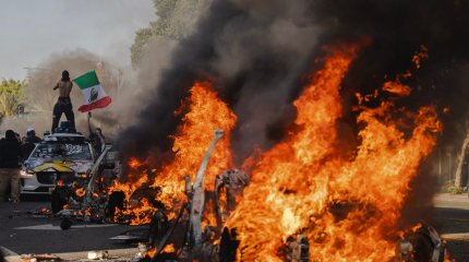 В некоторых районах Лос-Анджелеса ввели комендантский час