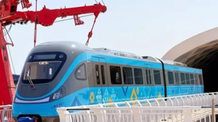 Астанада LRT-ның алғашқы вагондары рельске қойылды