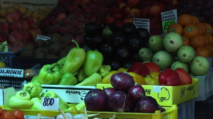 Жеміс-жидек қымбат: сатушы тасымалды, сатып алушы бағаны кінәлайды