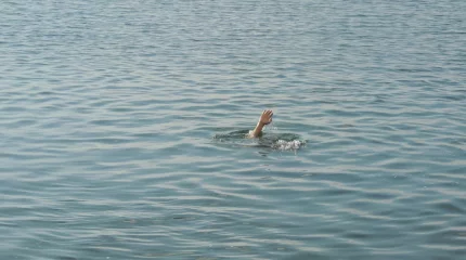 Өскеменде 17 жастағы бозбала суға батып кетті