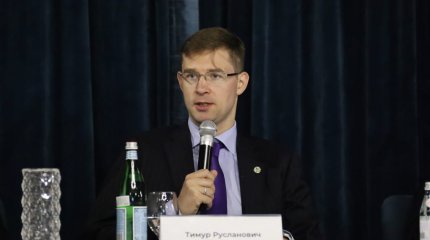 Freedom Finance Тимура Турлова ответила на претензии регулятора и показала рост на фоне давления
