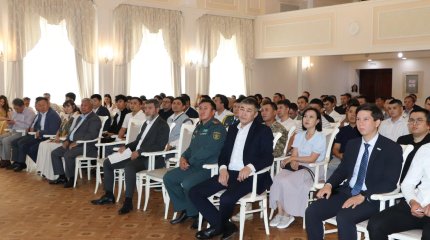 «Әке көрген – оқ жонар»: «AMANAT» партиясы әкелер форумын ұйымдастырды