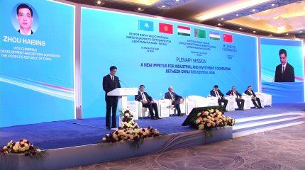 Қазақстан мен Қытай 60 келісімге қол қойды