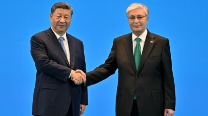 Токаев предложил создать совместный с Китаем грузовой терминал в порту Курык на Каспии