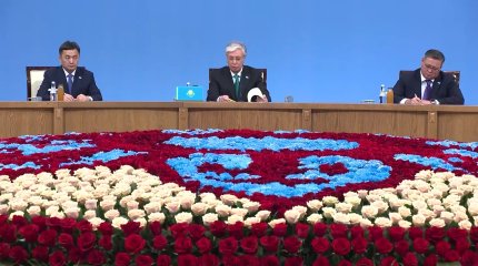 ОА мен Қытай мәңгі тату көршілік, достық пен ынтымақтастық туралы шартқа қол қойды