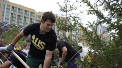 Спортсмены из 11 стран посадили деревья в Астане