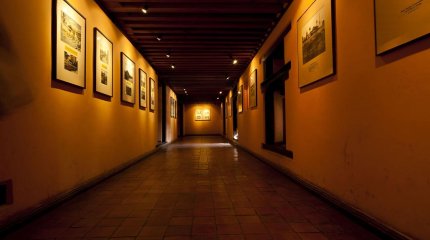 Селфи на миллион: турист повредил картину XVIII века во Флоренции