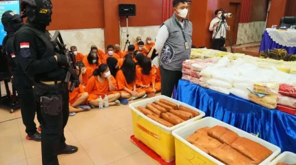 Екі қазақ Индонезияда қылмыс жасап, ұсталды