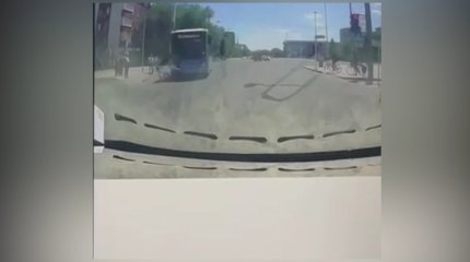 Автобус сбил подростка в Актобе: родные мальчика требуют наказать водителя