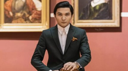 «Әнің өзіңе»: Ұланғасыр Қамиев ана туралы әнін неге айтпай кеткенін айтты