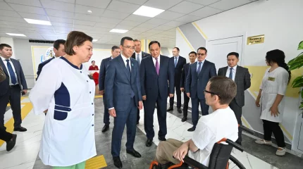 Жамбыл облысына сапары аясында облыстық әлеуметтік оңалту орталығында болды