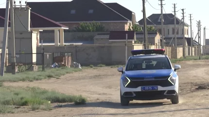 В Мангистауской области двое мужчин напали на таксиста и угнали его автомобиль