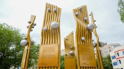 Сквер «Коммунальщиков» открыли в столичном районе Байқоңыр