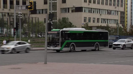 Астанада тағы бір автобус жол апатына ұшырады