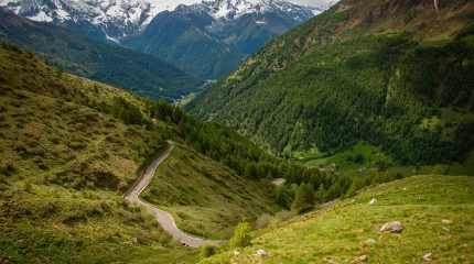 Ученые: изменение климата повышает риск землетрясений в Альпах