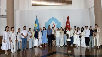 Студенты университета имени Ахмета Ясауи отправились на летнюю школу в Турцию