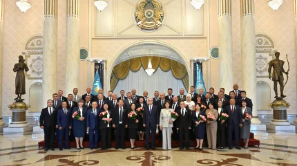 Глава государства наградил работников водного хозяйства