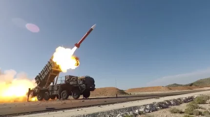 Трамп досы үшін тұрып беріп, Бразилияға тариф енгізді