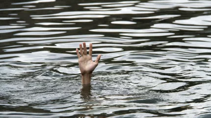 Полицейские Жетысу выловили из реки девушку