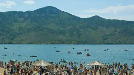 Отдыхающих эвакуировали с озера в Баянауле из-за сильного ветра