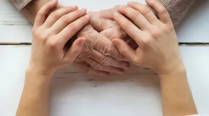 Заботу о внуках назвали лучшей профилактикой деменции