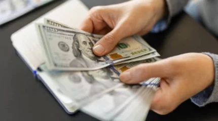 Доллар 526 теңгеден саудаланып жатыр