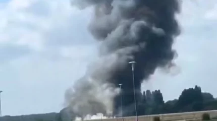 В британском аэропорту разбился самолет