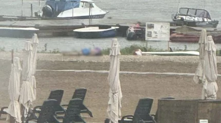 Трёх человек убило молнией на российском пляже