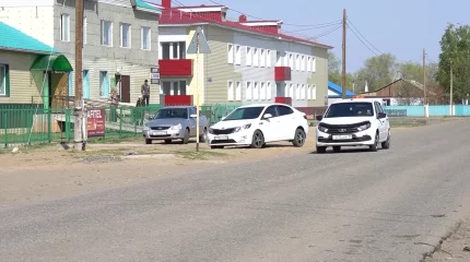 Суға кеткен көліктен үш адамның денесі шығарылды