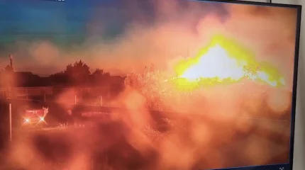 Қостанай облысында полицейлер жанып жатқан ғимараттан ер адамды алып шықты