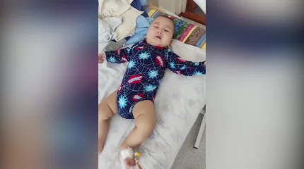 Жамбылда 5 айлық сәбиінен айырылған ана дәрігерлерді кінәлайды