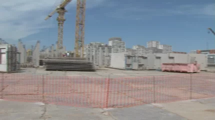 «Сносили дом, пока дети были внутри»: в Астане семья судится с компанией за землю