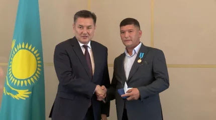 Труд более 600 металлургов-ветеранов Казахстана был отмечен Главой государства