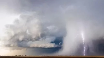 Штормовое предупреждение объявлено на субботу по всему Казахстану