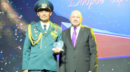 Суға тұншыққан қызды құтқарған сарбаз “Ізгі жүрек” сыйлығына ие болды