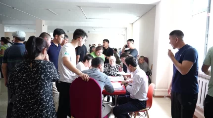 "Просим временно освободить нас от налогов", - пострадавшие от пожара на крупном рынке столицы