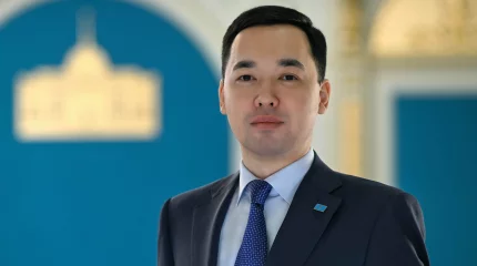 Президент медицина қызметкерлерін қорғау мақсатында заңды қатаңдатуды тапсырды