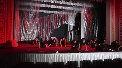 Премьеру спектакля «Спаси меня» для зрителей Семея и Астаны покажет молодежный театр ВКО