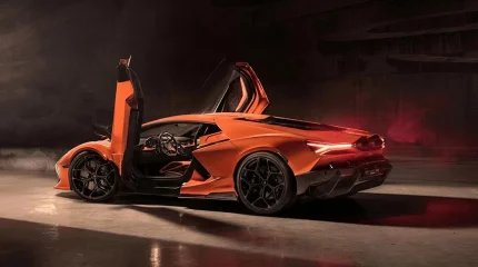 Lamborghini отзывает партию машин из-за проблем со знаменитыми дверьми