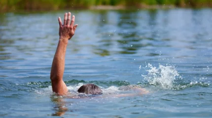 Ер адам суға батып бара жатқан адамдарды құтқарып, өзі қаза тапты