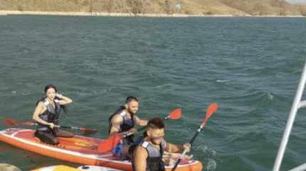 Шесть человек унесло сильным ветром на Капчагае