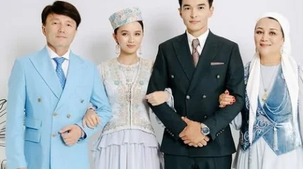 Димаш Құдайбергеннің отбасында құдалық той өтті