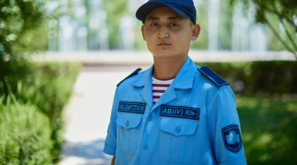 Ұлттық ұлан сарбазы Абайдың 50 өлеңін жатқа біледі