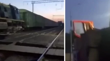 Грузовик столкнулся с тепловозом под Шымкентом