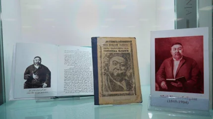 10 оригинальных рукописей Абая показали в Нацбиблиотеке