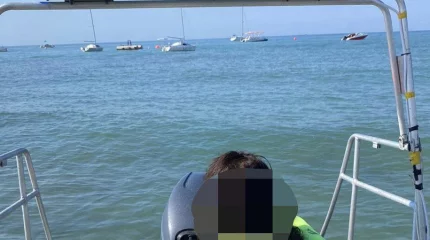 Девушку на сапборде унесло в море в Актау