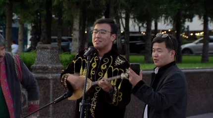 Домбыра Party, посвященная 180-летию Абая, прошла в Астане