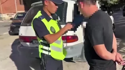 Жүргізуші куәлігі жоқ адамдар балаларды тасымалдаумен айналысқан