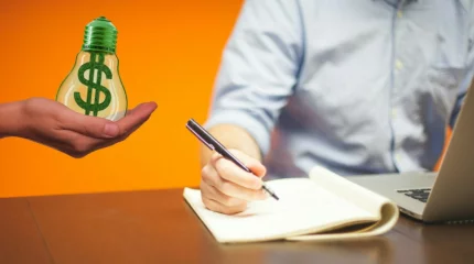 Финансовый успех ждёт Овнов, карьерный взлёт близок к Девам: гороскоп на пятницу, 15 августа